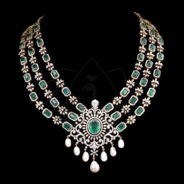 Bewitching Beauty Diamond Necklace made from VVS EF diamond quality with 15.33 carat diamonds