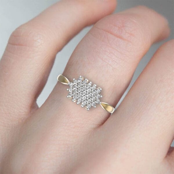 Human wearing the Cheerful Coruscations Diamond Ring