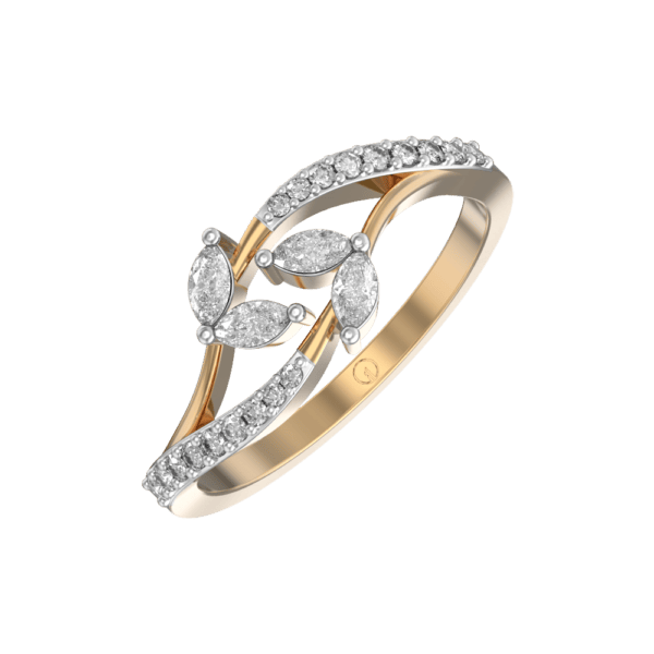 VVS EF Grade Stunning Foxy Diamond Ring with 0.32 carat diamonds