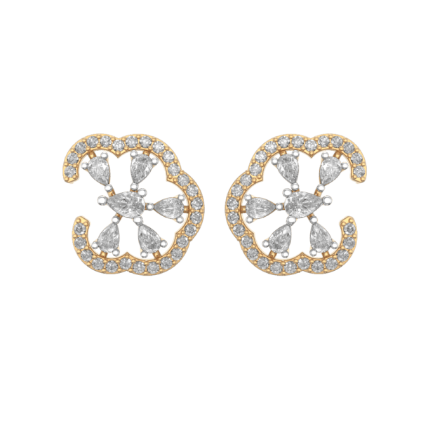 View of the Beautous Daily Dazzle Diamond Studs in close up