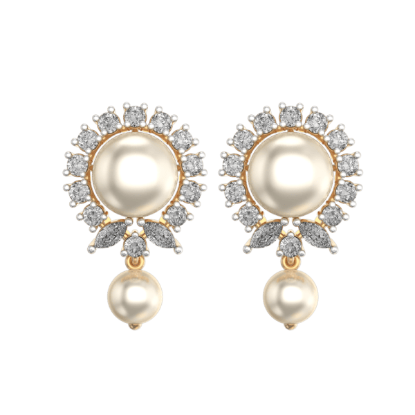 View of the Paradisiacal Pearls Diamond Earrings in close up