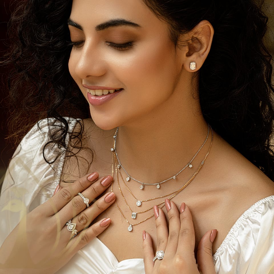 Buy Yellow Gold Necklaces & Pendants for Women by Avsar Online | Ajio.com