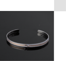Platinum cuff bracelet for men from the Pache collection.