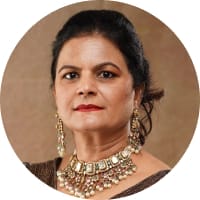 Profile photo of Ms. Vandana Rajiv Parikh, Chartered Accountant, a happy customer of Khwaahish.